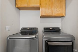 Single Family Residence, Trione circle, Windsor, CA 95492 - 35