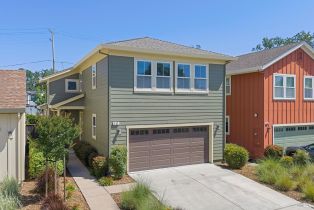 Single Family Residence, 117 Grayson Way, Healdsburg, CA  Healdsburg, CA 95448