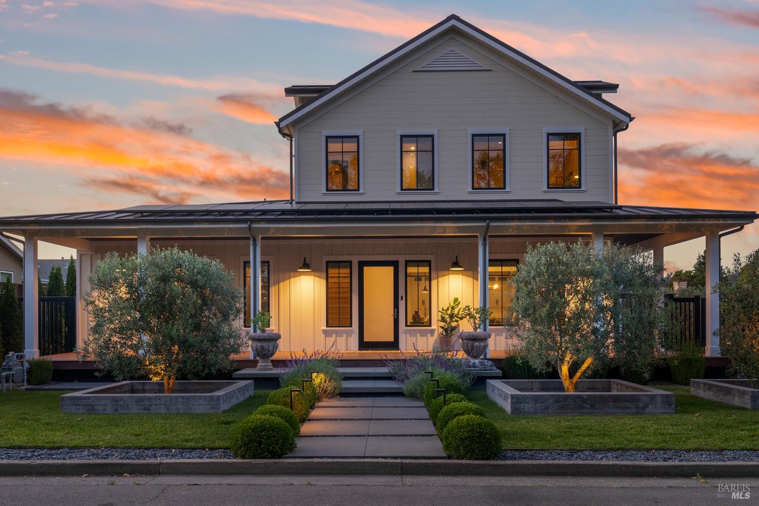 Single Family Residence, Harrington drive, Sonoma, CA 95476 - 1