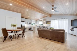 Single Family Residence,  Oak street, Calistoga, CA 94515 - 8
