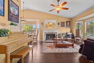 Single Family Residence, Wilson lane, Windsor, CA 95492 - 5