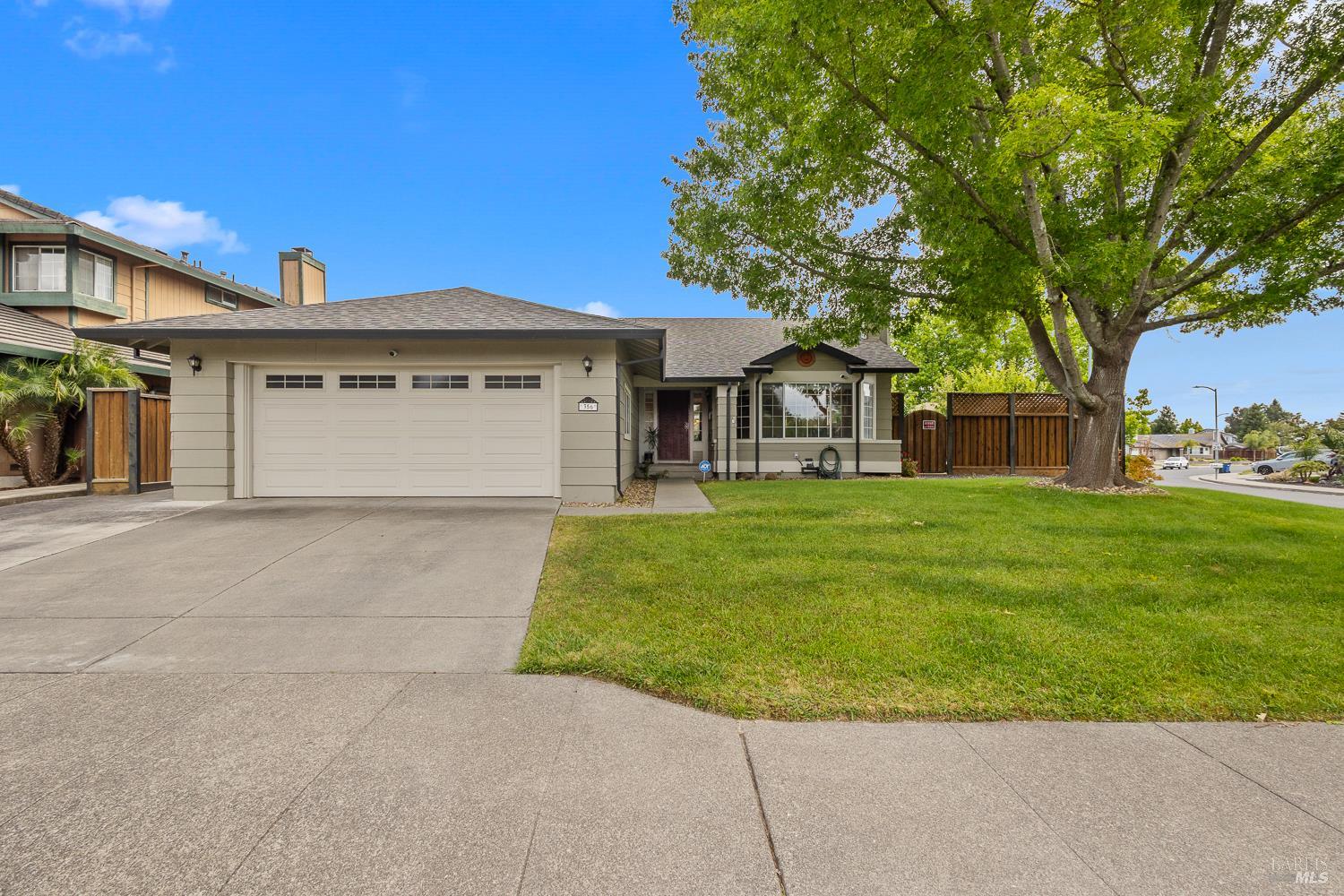 Single Family Residence, Wilson lane, Windsor, CA 95492 - 1