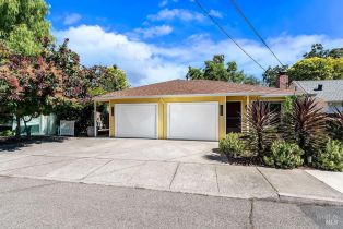 Single Family Residence, 329 Plaza street, Healdsburg, CA 95448 - 2