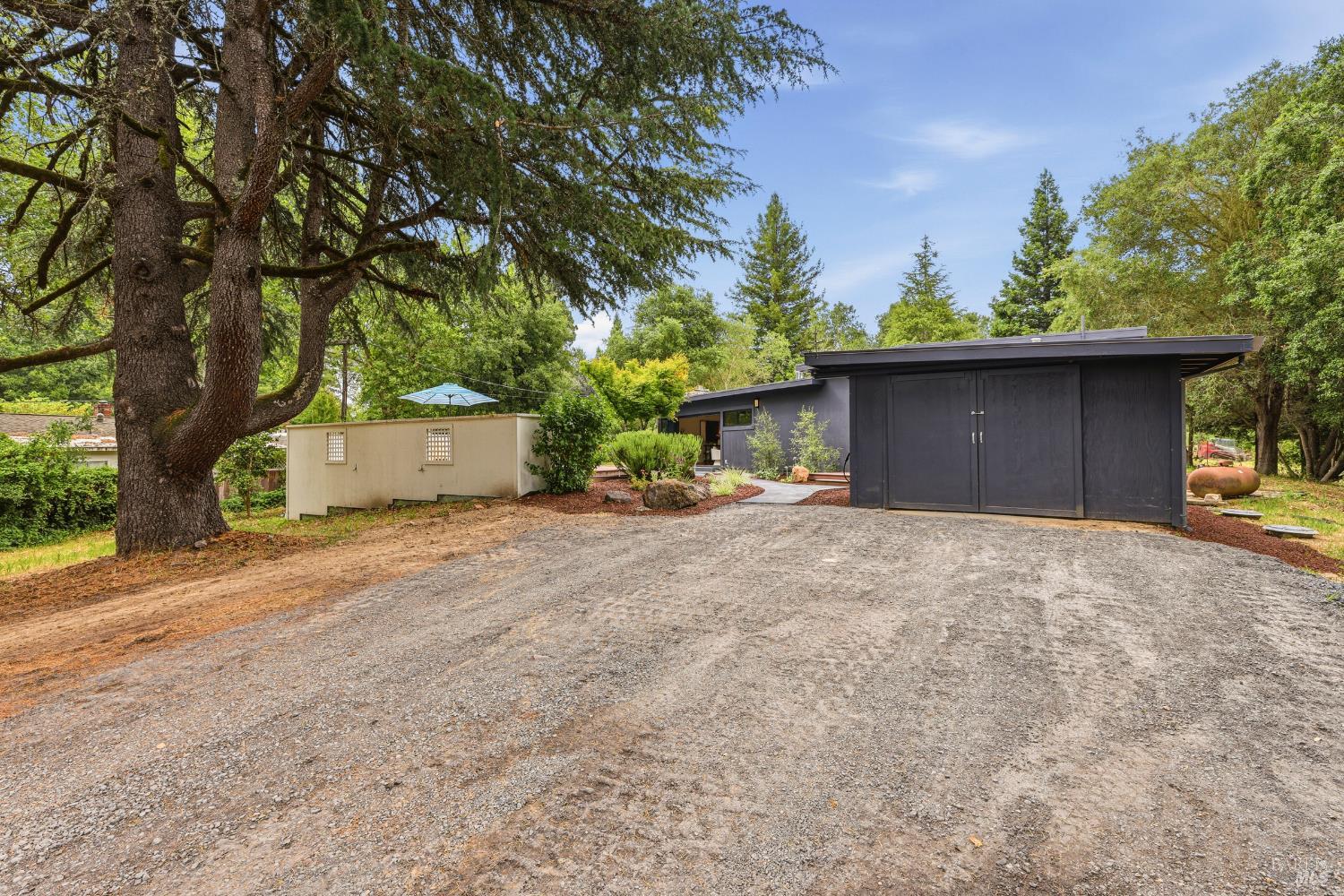 Single Family Residence, Cuneo court, Russian River, CA 95401 - 1