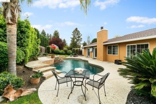 Single Family Residence, 1240 Woodside dr, Brentwood, CA 94513 - 30