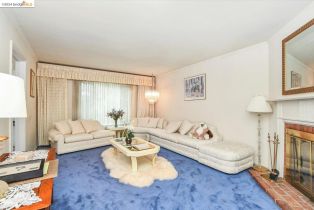 Single Family Residence, 238 Olmstead St st, District 10 - Southeast, CA 94134 - 11