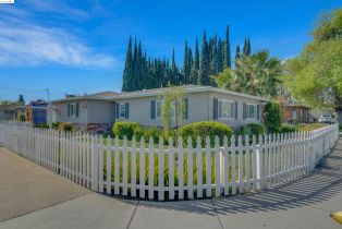 Single Family Residence, 657 4Th St st, Brentwood, CA 94513 - 7