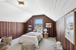 Single Family Residence, 324 Holyoke St st, District 8 - Northeast, CA 94134 - 34