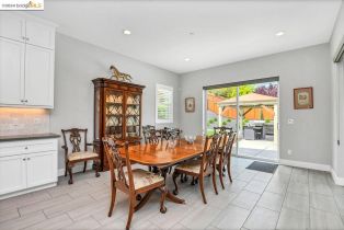 Single Family Residence, 1945 Decanter cir, Brentwood, CA 94513 - 24