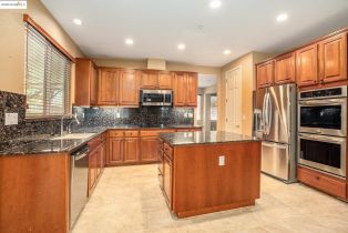 Single Family Residence, 370 Dante Ct ct, Brentwood, CA 94513 - 14