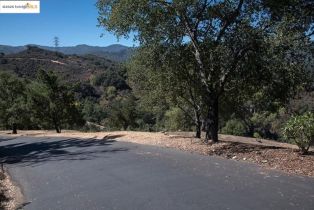 , 22346 Regnart rd, Cupertino, CA 95014 - 5