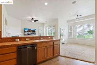 Single Family Residence, 625 Pomona Dr dr, Brentwood, CA 94513 - 13