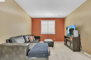 Single Family Residence, 325 Bougainvilla Dr dr, Brentwood, CA 94513 - 18