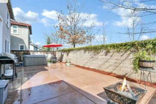 Single Family Residence, 325 Bougainvilla Dr dr, Brentwood, CA 94513 - 32