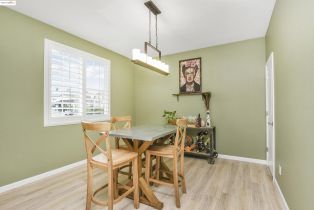 Single Family Residence, 325 Bougainvilla Dr dr, Brentwood, CA 94513 - 4