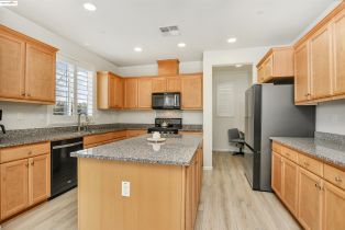 Single Family Residence, 325 Bougainvilla Dr dr, Brentwood, CA 94513 - 8