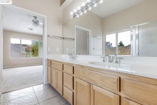 Single Family Residence, 1090 Chaucer Dr dr, Brentwood, CA 94513 - 10