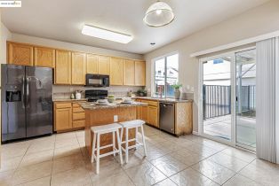 Single Family Residence, 1090 Chaucer Dr dr, Brentwood, CA 94513 - 8