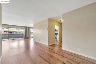 Condominium, 121 Buckingham dr, Santa Clara, CA 95051 - 5