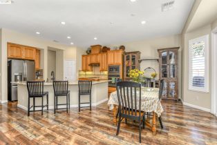 Single Family Residence, 2834 Hawthorn Ct ct, Brentwood, CA 94513 - 14