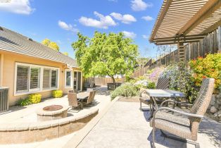 Single Family Residence, 2834 Hawthorn Ct ct, Brentwood, CA 94513 - 18