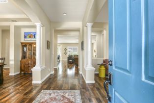 Single Family Residence, 2834 Hawthorn Ct ct, Brentwood, CA 94513 - 4