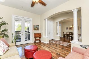 Single Family Residence, 2834 Hawthorn Ct ct, Brentwood, CA 94513 - 8