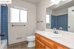 Single Family Residence, 630 Heather Pl pl, Brentwood, CA 94513 - 17