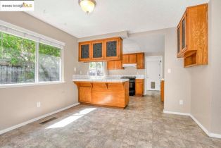 Single Family Residence, 630 Heather Pl pl, Brentwood, CA 94513 - 8