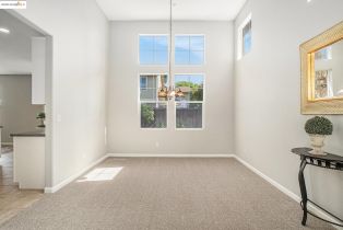 Single Family Residence, 1008 Finn way, Brentwood, CA 94513 - 13