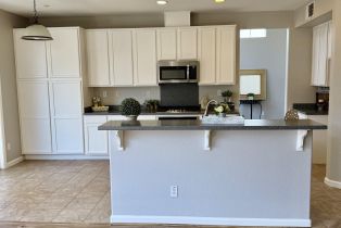 Single Family Residence, 1008 Finn way, Brentwood, CA 94513 - 2