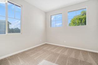 Single Family Residence, 1008 Finn way, Brentwood, CA 94513 - 30