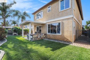 Single Family Residence, 1008 Finn way, Brentwood, CA 94513 - 34