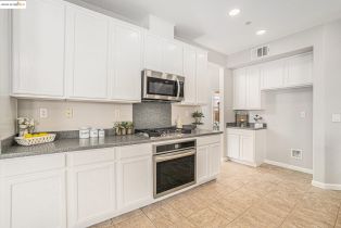 Single Family Residence, 1008 Finn way, Brentwood, CA 94513 - 6