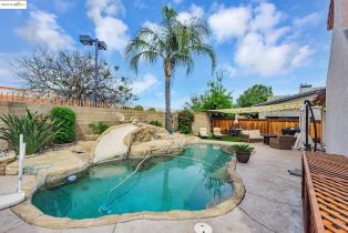 Single Family Residence, 555 Birchwood Rd rd, Brentwood, CA 94513 - 54