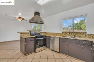 Single Family Residence, 424 Pippo ave, Brentwood, CA 94513 - 11