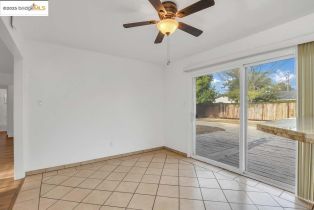 Single Family Residence, 424 Pippo ave, Brentwood, CA 94513 - 12