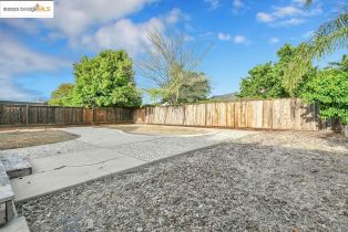 Single Family Residence, 424 Pippo ave, Brentwood, CA 94513 - 24