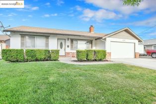 Single Family Residence, 424 Pippo Ave, Brentwood, CA  Brentwood, CA 94513