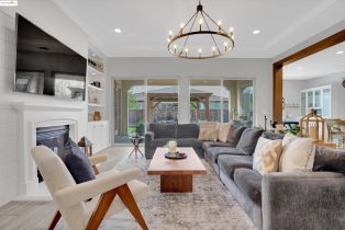 Single Family Residence, 400 Springfield Ct ct, Brentwood, CA 94513 - 11