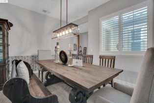 Single Family Residence, 400 Springfield Ct ct, Brentwood, CA 94513 - 8