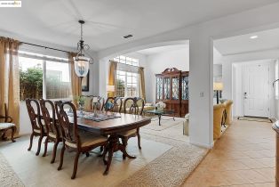 Single Family Residence, 907 Snapdragon way, Brentwood, CA 94513 - 11