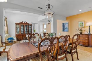 Single Family Residence, 907 Snapdragon way, Brentwood, CA 94513 - 12