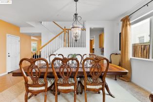 Single Family Residence, 907 Snapdragon way, Brentwood, CA 94513 - 16