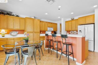 Single Family Residence, 907 Snapdragon way, Brentwood, CA 94513 - 24