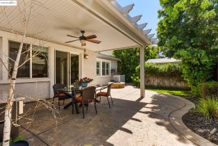 Single Family Residence, 907 Snapdragon way, Brentwood, CA 94513 - 48