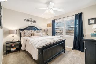 Single Family Residence, 210 Delta ave, Brentwood, CA 94513 - 13