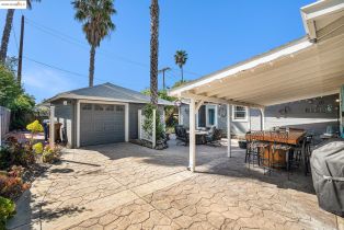 Single Family Residence, 210 Delta ave, Brentwood, CA 94513 - 14