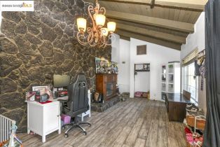 Single Family Residence, 26893 Marsh Creek Rd rd, Brentwood, CA 94513 - 15