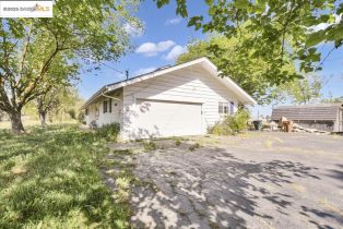 Single Family Residence, 26893 Marsh Creek Rd rd, Brentwood, CA 94513 - 3